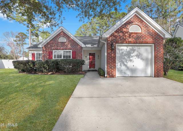 Property at 9 Boxtail Cres, Bluffton, SC 29910, 4 beds, 2 baths