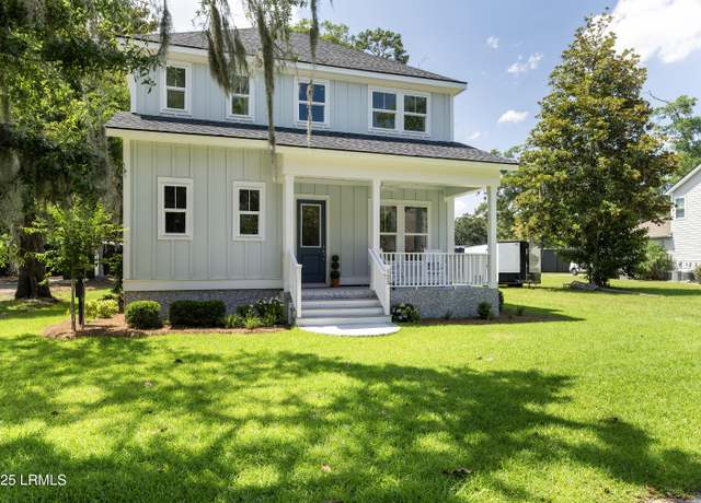 Property at 123 Wrights Point Dr, Beaufort, SC 29902, 4 beds, 3.5 baths