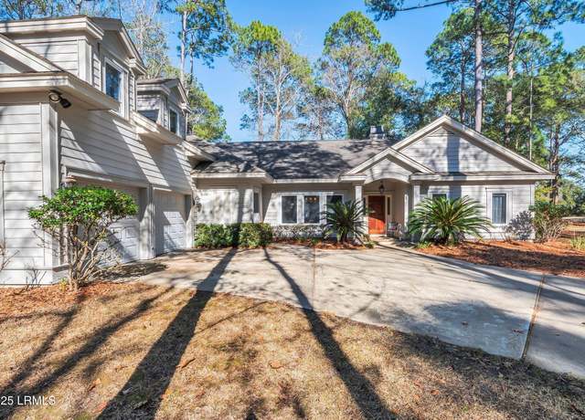 Property at 6 Sweetgum Ln, Bluffton, SC 29910, 4 beds, 3.5 baths