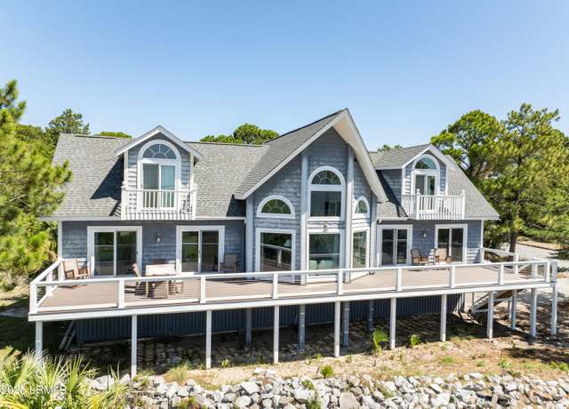 Property at 727 Seahorse Rd, Fripp Island, SC 29920, 5 beds, 4 baths
