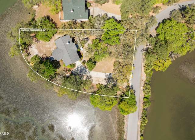 Property at 16 Cameroon Dr, Beaufort, SC 29907, 2 beds, 2 baths