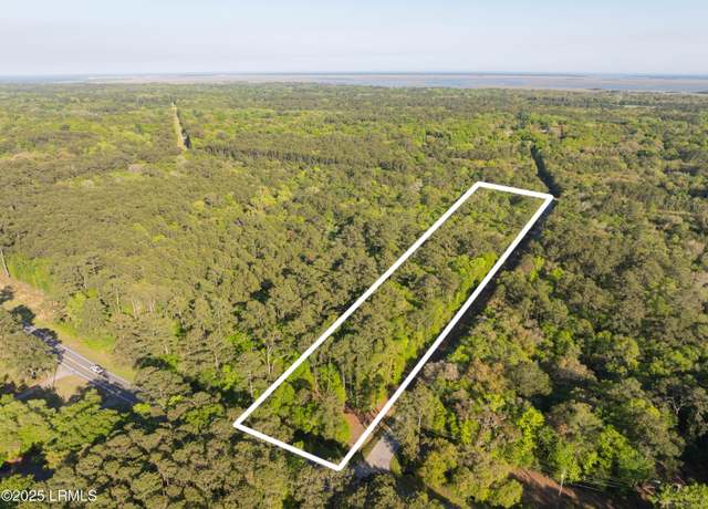 Property at 1344 Sea Island Pkwy, Beaufort, SC 29902
