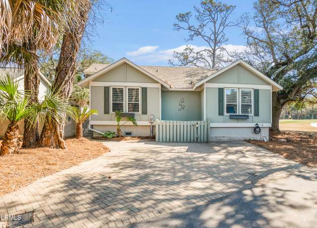 Property at 30 Fairway Club Dr, Fripp Island, SC 29920, 3 beds, 2.5 baths