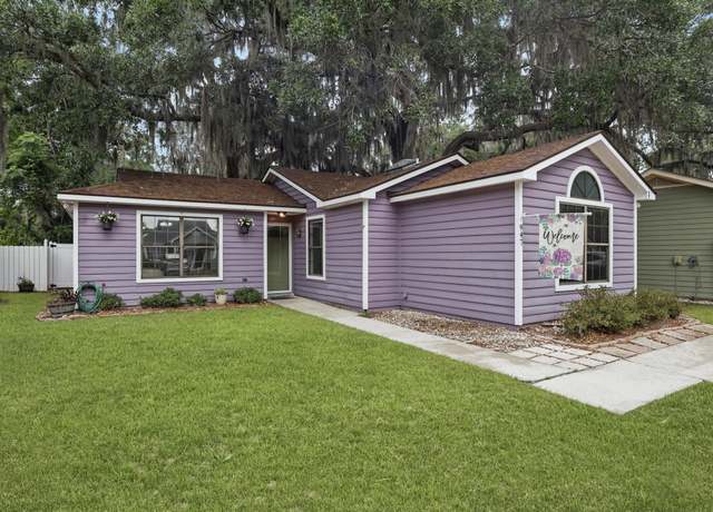 Property at 947 Oyster Cove Rd, Beaufort, SC 29902, 3 beds, 2 baths