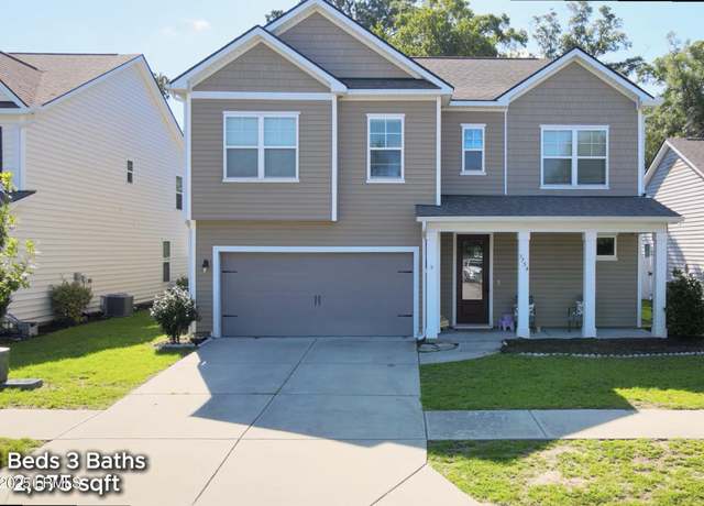 Property at 3754 Oyster Bluff Dr, Beaufort, SC 29907, 5 beds, 2.5 baths