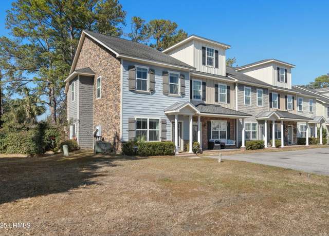 Property at 77 Battery Creek Club Dr, Beaufort, SC 29902, 2 beds, 2.5 baths