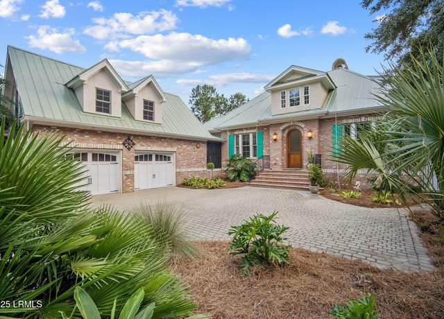 Property at 3 Butterfield Ln, Beaufort, SC 29907, 4 beds, 3.5 baths