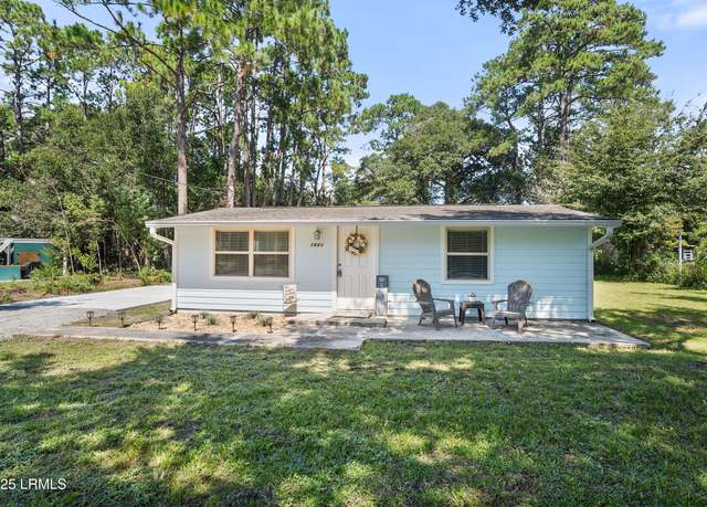 Property at 1601 Park Ave, Beaufort, SC 29902, 2 beds, 1 bath