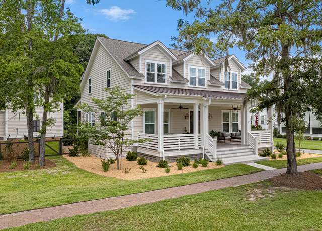 Property at 5 Great Heron Way, Bluffton, SC 29909, 5 beds, 4.5 baths