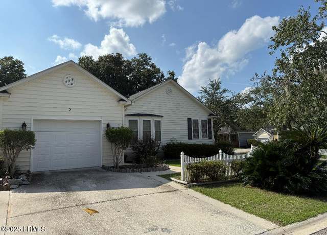 Property at 2 Stono Ct, Beaufort, SC 29902, 3 beds, 2 baths