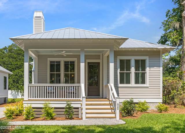 Property at 420 Waight St, Beaufort, SC 29902, 2 beds, 2 baths