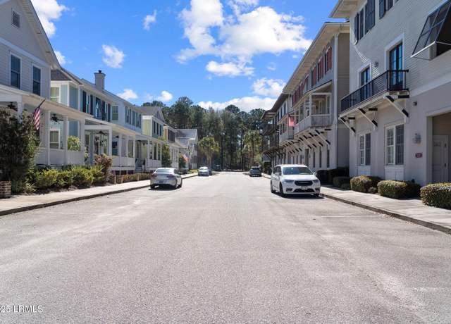 Property at 2 Abbey Row Unit 1a, Beaufort, SC 29906, 2 beds, 2 baths