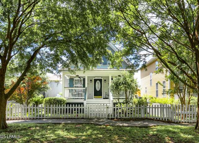 Property at 1003 9th St, Port Royal, SC 29935, 3 beds, 2.5 baths