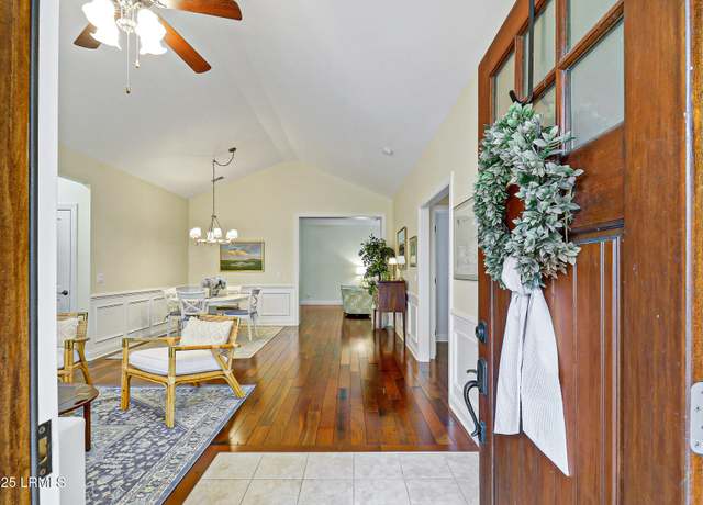 Property at 35 Heartwood Ct, Bluffton, SC 29910, 3 beds, 3 baths
