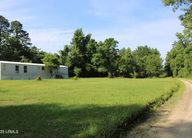 Property at 813 Doctor Young Rd, Hampton, SC 29924