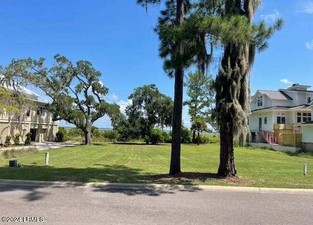 Property at 10 The Horseshoe, Beaufort, SC 29907