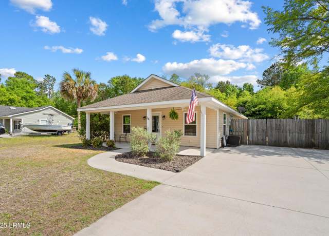 Property at 34 Southern Magnolia Dr, Beaufort, SC 29907, 3 beds, 2 baths