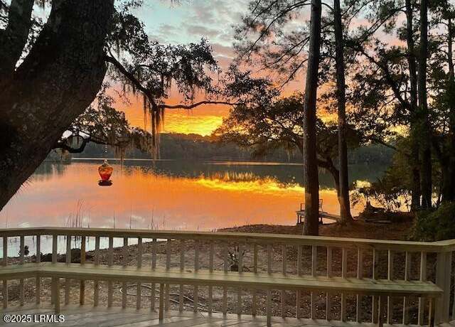 Property at 193 Pleasant Point Dr, Beaufort, SC 29907, 2 beds, 2 baths