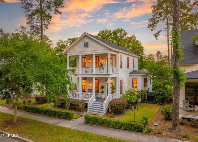 Property at 23 Tuscarora Trl, Beaufort, SC 29906, 3 beds, 3.5 baths