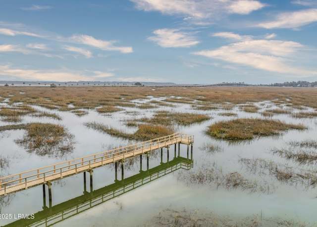 Property at 1806, 1808 Lenora Dr, Port Royal, SC 29935, 4 beds, 3.5 baths