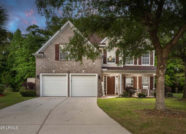 Property at 482 Live Oak Walk, Bluffton, SC 29910, 5 beds, 3 baths