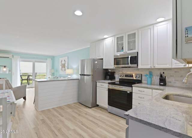 Property at 15 S Forest Beach Dr Unit 1d, Hilton Head Island, SC 29928, 2 beds, 2 baths