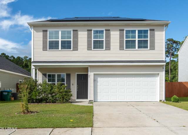 Property at 21 Chestnut St, Beaufort, SC 29906, 3 beds, 2.5 baths
