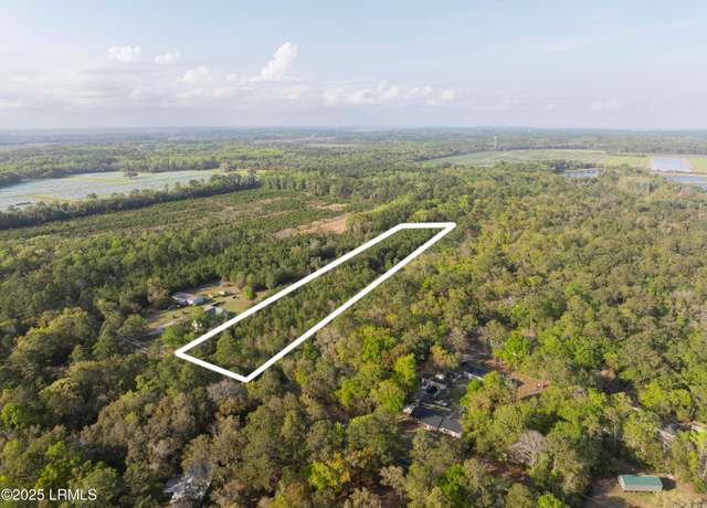 Property at 140 Ephraim Rd, St. Helena Island, SC 29920