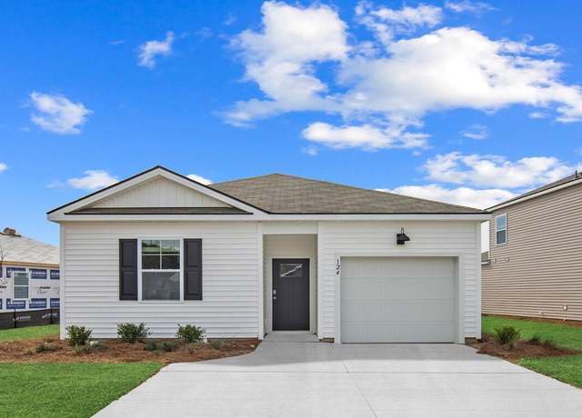 Property at 421 Holiday St, Ridgeland, SC 29936, 4 beds, 2 baths