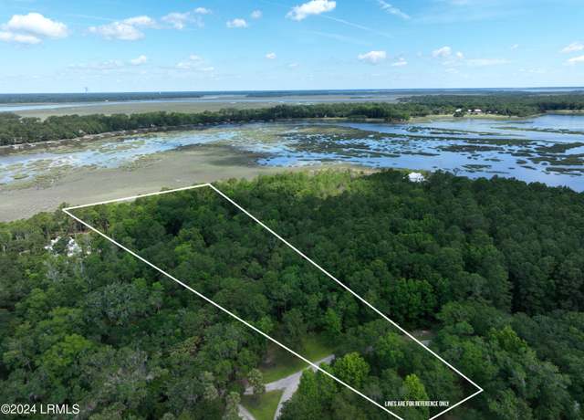 Property at 39 Net Menders Loop, St. Helena Island, SC 29920