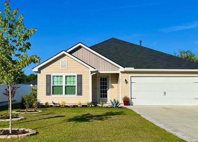 Property at 11 Ashington Dr, Bluffton, SC 29910, 3 beds, 2 baths
