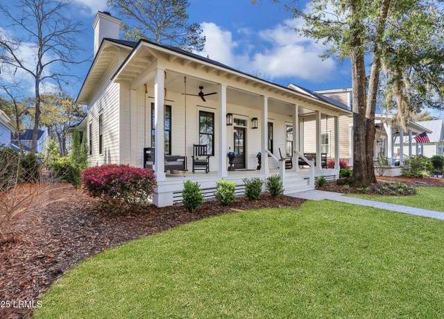 Property at 7 Tomlow Trce, Beaufort, SC 29906, 3 beds, 2 baths