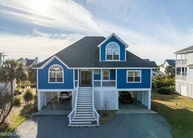 Property at 9 Ebb Tide Ct, Harbor Island, SC 29920, 4 beds, 2 baths