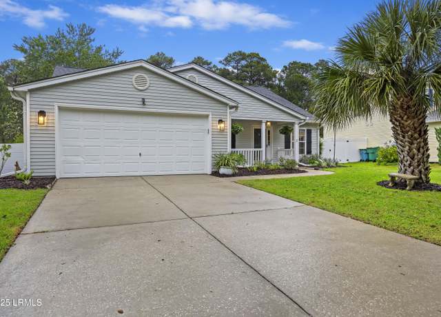 Property at 9 Lakeside Dr, Bluffton, SC 29910, 4 beds, 2 baths