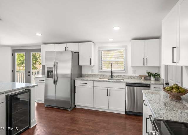 Property at 74 Springfield Rd, Beaufort, SC 29907, 4 beds, 2 baths