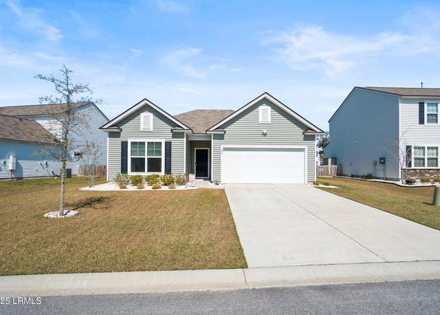 Property at 67 Keowee Ln, Beaufort, SC 29906, 3 beds, 2 baths