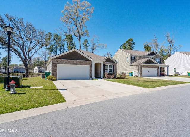 Property at 2362 Blakers Blvd, Bluffton, SC 29909, 3 beds, 2 baths