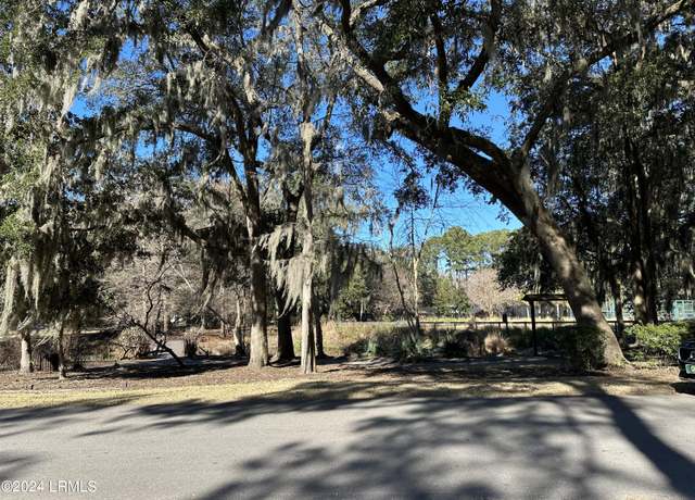 Property at 17 Habersham Park, Beaufort, SC 29906