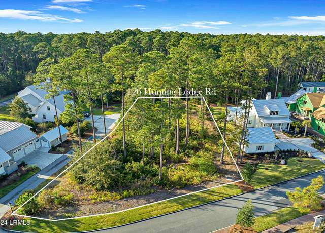 Property at 126 Hunting Lodge Rd, Bluffton, SC 29910
