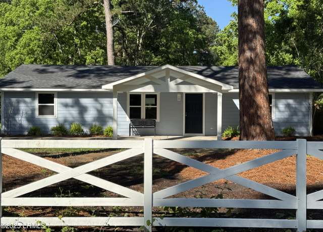 Property at 478 Levy Rd, Hardeeville, SC 29927, 4 beds, 2 baths
