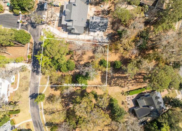 Property at 220 De La Gaye Pt, Beaufort, SC 29902