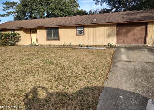 Property at 1511 Quarter Horse Rd, Beaufort, SC 29906, 3 beds, 2 baths