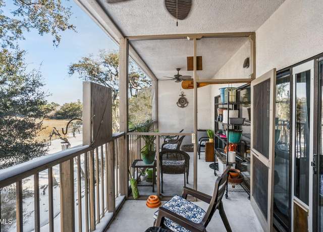 Property at 2201 Boundary St #202, Beaufort, SC 29902, 3 beds, 2 baths