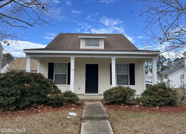 Property at 158 Southside Pkwy, Bluffton, SC 29909, 3 beds, 2 baths