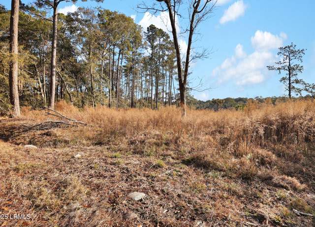 Property at 12 E River Dr, Beaufort, SC 29907