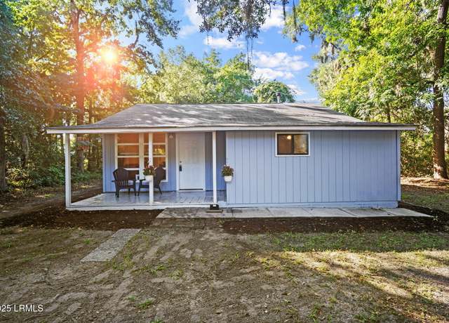 Property at 1910 Battery Park Dr, Port Royal, SC 29935, 2 beds, 2 baths