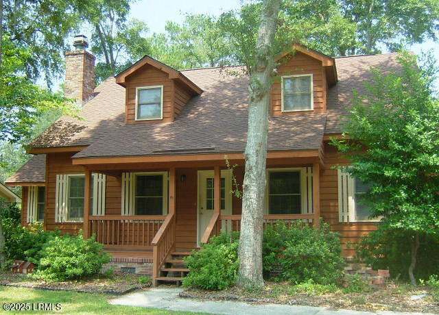 Property at 6025 Creek Rd, Beaufort, SC 29906, 3 beds, 2.5 baths