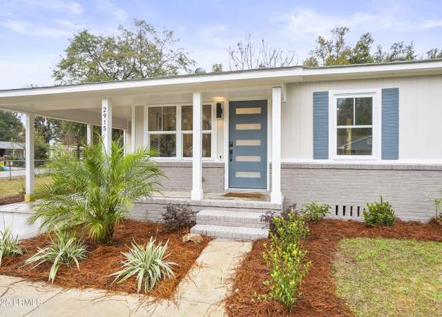 Property at 2915 Third St, Beaufort, SC 29902, 3 beds, 2 baths