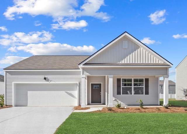 Property at 731 Sanctuary Dr, Ridgeland, SC 29936, 4 beds, 2 baths