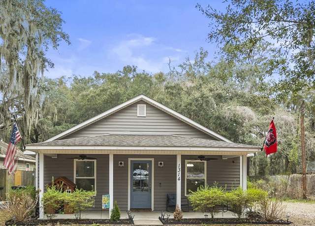Property at 1314 Talbird Rd, Beaufort, SC 29902, 3 beds, 2 baths